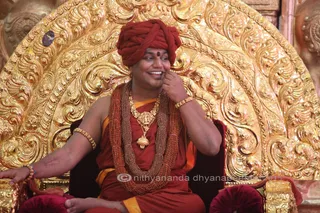 http://nithyananda.org/sites/default/files/photo-gallery/2015-11nov-19th-nithyananda-diary_IMG_9505_banglr-adheenam-nithyanandeshwara-brahmotsavam-culturals-bharatanatyam-swamiji.JPG