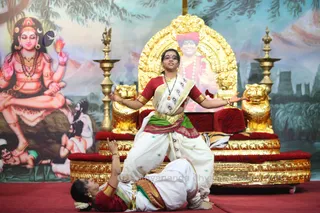 http://nithyananda.org/sites/default/files/photo-gallery/2015-11nov-19th-nithyananda-diary_IMG_9602_banglr-adheenam-nithyanandeshwara-brahmotsavam-culturals-bharatanatyam.JPG