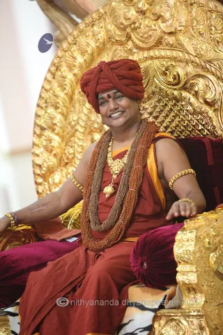 http://nithyananda.org/sites/default/files/photo-gallery/2015-11nov-19th-nithyananda-diary_IMG_9769_banglr-adheenam-nithyanandeshwara-brahmotsavam-culturals-bharatanatyam-swamiji.JPG