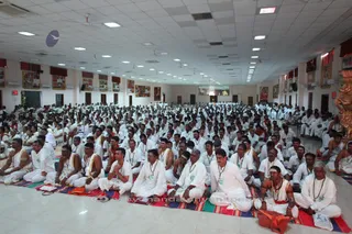 http://nithyananda.org/sites/default/files/photo-gallery/2015-11nov-21st-nithyananda-diary_IMG_9189_blr-adheenam-samaya-vishesha-deeksha-swamiji.JPG