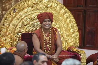 http://nithyananda.org/sites/default/files/photo-gallery/2015-11nov-21st-nithyananda-diary_IMG_9813_blr-adheenam-nithyanandeshwar-brahmotsavam-culturals-bharatanatyam-swamiji_0.JPG