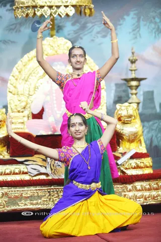 http://nithyananda.org/sites/default/files/photo-gallery/2015-11nov-21st-nithyananda-diary_IMG_9824_blr-adheenam-nithyanandeshwar-brahmotsavam-culturals-bharatanatyam-_0.JPG