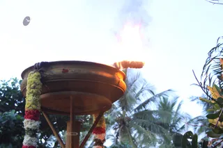 http://nithyananda.org/sites/default/files/photo-gallery/2015-11nov-25th-nithyananda-diary_IMG_1577_blr-adheenam-nithyanandeshwara-brahmotsavam-evening-karthigai-deepam-temple-mainlamp.JPG