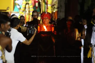 http://nithyananda.org/sites/default/files/photo-gallery/2015-11nov-25th-nithyananda-diary_IMG_4092_blr-adheenam-nithyanandeshwara-brahmotsavam-morning-bharani-deepam-temple-swamiji.JPG