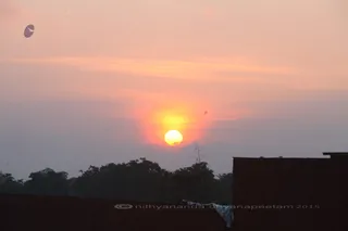 Several hours later, the sun is rising and the final lamps were placed.