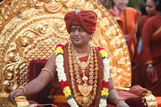 http://nithyananda.org/sites/default/files/photo-gallery/2015-11nov-25th-nithyananda-diary_IMG_4536_blr-adheenam-nithyanandeshwara-brahmotsavam-evening-karthigai-deepam-temple-swamiji.JPG