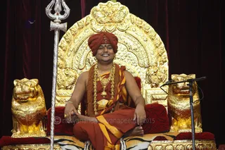 http://nithyananda.org/sites/default/files/photo-gallery/2015-11nov-28th-nithyananda-diary_IMG_5400_blr-adheenam-samaya-deeksha-swamiji.JPG