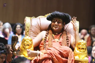 http://nithyananda.org/sites/default/files/photo-gallery/2015-12dec-18th_IMG_4846_phuket-atmalinga-swamiji.JPG
