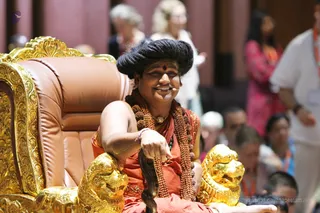 http://nithyananda.org/sites/default/files/photo-gallery/2015-12dec-18th_IMG_4932_phuket-atmalinga-swamiji.JPG