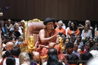 http://nithyananda.org/sites/default/files/photo-gallery/2015-12dec-21st-nithyananda-diary_IMG_7826_phuket-nithyanandoham-1008-mandala-process-swamiji.JPG