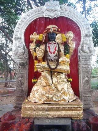 http://nithyananda.org/sites/default/files/photo-gallery/2015-12dec-24th-nithyananda-diary_DSC00154_bidadi-nithyananda-brahmotsava-jayanthi-temple-prasad-tiruvannamalai-nithyanandeshwari-temple.JPG