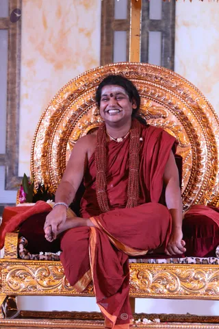 http://nithyananda.org/sites/default/files/photo-gallery/2015-12dec-26th-nithyananda-diary_IMG_1526_phuket-nithyanandoham-1008-session-swamiji.JPG