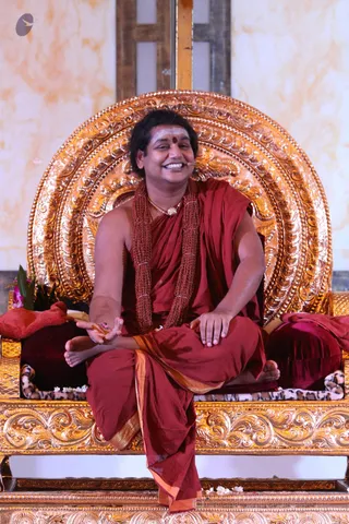 http://nithyananda.org/sites/default/files/photo-gallery/2015-12dec-26th-nithyananda-diary_IMG_1617_phuket-nithyanandoham-1008-session-swamiji.JPG