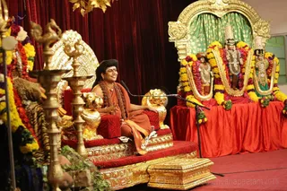 http://nithyananda.org/sites/default/files/photo-gallery/2015-12dec-31st-nithyananda-diary_5F0A7121_bidadi-vishesha-deeksha-jata-swamiji.JPG