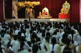 http://nithyananda.org/sites/default/files/photo-gallery/2015-12dec-31st-nithyananda-diary_5F0A7157_bidadi-vishesha-deeksha-jata-swamiji.JPG