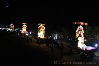 http://nithyananda.org/sites/default/files/photo-gallery/2015-12dec-31st-nithyananda_IMG_5512_bidadi-nithyananda-jayanthi-brahmotsavam-procession-deities.JPG