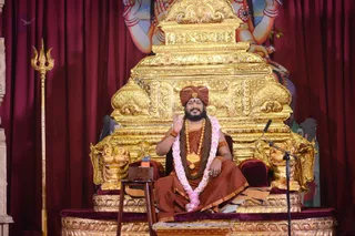 http://nithyananda.org/sites/default/files/photo-gallery/2016-10oct-25th-nithyananda-diary_DSC_8518_bengaluru-aadheenam-nithya-satsang-swamiji.jpg