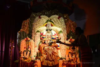 Navaratri Alankaram - Aarti