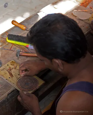 http://nithyananda.org/sites/default/files/photo-gallery/2016-11nov-18th-nithyananda-diary_DSC_8414_bengaluru-aadheenam-sadashivoham-construction-preparations.jpg