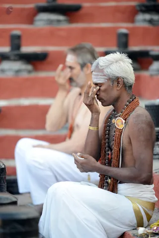http://nithyananda.org/sites/default/files/photo-gallery/2016-11nov-25th-nithyananda-diary_DSC_8374_bengaluru-aadheenam-rudrabhishekam.jpg
