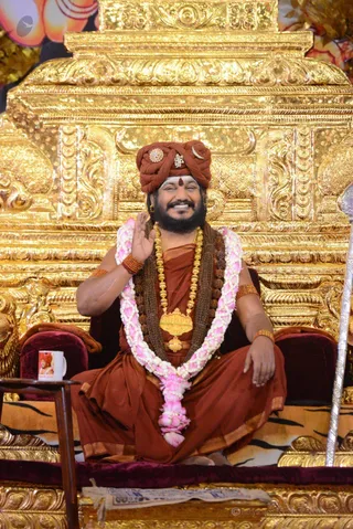 http://nithyananda.org/sites/default/files/photo-gallery/2016-11nov-2nd-nithyananda-diary_DSC_2882_bengaluru-aadheenam-nithya-satsang-swamiji.jpg