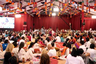 http://nithyananda.org/sites/default/files/photo-gallery/2016-12dec-10th-nithyananda-diary_IMGL2684_bengaluru-aadheenam-sadashivoham-day10-manifesting-shaktis-session.jpg