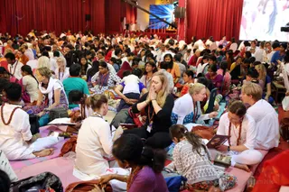 http://nithyananda.org/sites/default/files/photo-gallery/2016-12dec-11th-nithyananda-diary_IMGL3776_bengaluru-aadheenam-sadashivoham-day11-mandala-manifesting-swamiji.jpg