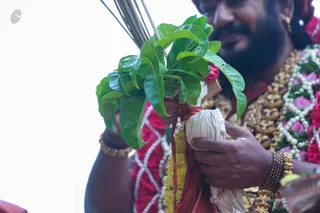 https://nithyananda.org/sites/default/files/photo-gallery/2016-12dec-14th-nithyananda-diary_Dwajarohanam%20%2826%20of%2037%29_bengaluru-aadheenam-sadashivoham-day14-dvajarohanam-temple-swamiji.jpg?1481763216