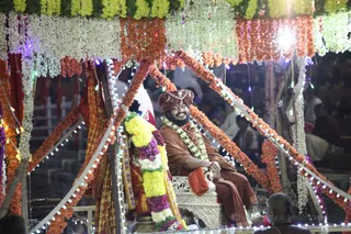 https://nithyananda.org/sites/default/files/photo-gallery/2016-12dec-14th-nithyananda-diary_IMG_7123_bengaluru-aadheenam-sadashivoham-day14-theppam-swamiji.jpg?1481851133