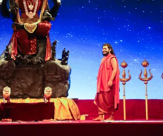 https://nithyananda.org/sites/default/files/photo-gallery/2016-12dec-14th-nithyananda-diary_Yoga%20Session%20%284%20of%2027%29_bengaluru-aadheenam-sadashivoham-day14-nithya-yoga-withswamiji-swamiji.jpg?1481764732