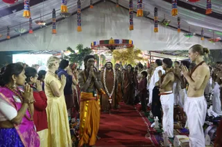 http://nithyananda.org/sites/default/files/photo-gallery/2016-12dec-15th-nithyananda-diary_4H7A2591_bengaluru-aadheenam-sadashivoham-day15-navadurga-homa-swamiji.jpg