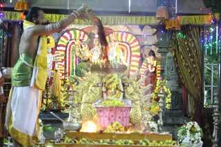http://nithyananda.org/sites/default/files/photo-gallery/2016-12dec-15th-nithyananda-diary_G28A7690_bengaluru-aadheenam-sadashivoham-day15-navadurga-homa.jpg