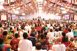 http://nithyananda.org/sites/default/files/photo-gallery/2016-12dec-16th-nithyananda-diary_IMGL9517_bengaluru-aadheenam-sadashivoham-day16-11dimensions-swamiji.jpg
