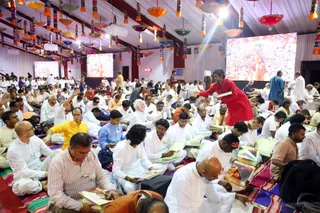 http://nithyananda.org/sites/default/files/photo-gallery/2016-12dec-1st-nithyananda-diary_4T9A1392_bengaluru-aadheenam-sadashivoham-day1-manifesting-shaktis-afternoon-sessions.jpg