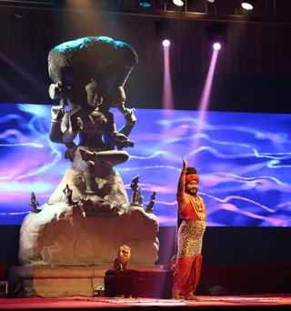http://nithyananda.org/sites/default/files/photo-gallery/2016-12dec-1st-nithyananda-diary_4T9A1497_bengaluru-aadheenam-sadashivoham-day1-sadashiva-darshan-swamiji.jpg