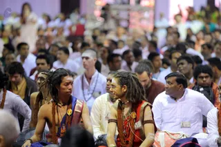 http://nithyananda.org/sites/default/files/photo-gallery/2016-12dec-1st-nithyananda-diary_IMG_2011_bengaluru-aadheenam-sadashivoham-day1-manifesting-powers-session.jpg