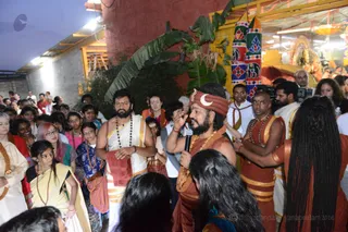 http://nithyananda.org/sites/default/files/photo-gallery/2016-12dec-20th-nithyananda-diary_DSC_1995_bengaluru-aadheenam-sadashivoham-day20-sacredarts-univercity-swamiji.jpg