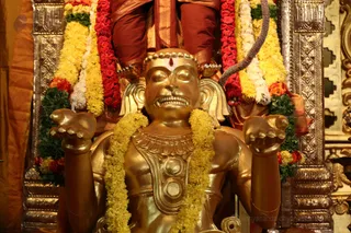 http://nithyananda.org/sites/default/files/photo-gallery/2016-12dec-20th-nithyananda-diary_IMGL3583_bengaluru-aadheenam-sadashivoham-day20-5aspects-sadashiva-swamiji.jpg