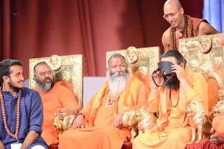 http://nithyananda.org/sites/default/files/photo-gallery/2016-12dec-21st-nithyananda-diary_DSC_2360_bengaluru-aadheenam-sadashivoham-day21-glimpses-vips-panch-mahamandaleshwaras-mpdemo.jpg