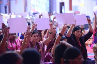 http://nithyananda.org/sites/default/files/photo-gallery/2016-12dec-21st-nithyananda-diary_DSC_2396_bengaluru-aadheenam-sadashivoham-day21-glimpses-vips-panch-mahamandaleshwaras-mpdemo.jpg