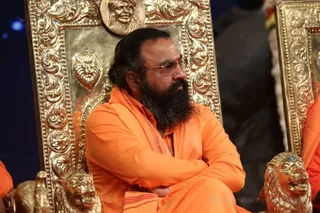 http://nithyananda.org/sites/default/files/photo-gallery/2016-12dec-21st-nithyananda-diary_IMGL4408_bengaluru-aadheenam-sadashivoham-day21-glimpses-vips-panch-mahamandaleshwaras.jpg