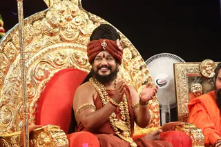 http://nithyananda.org/sites/default/files/photo-gallery/2016-12dec-21st-nithyananda-diary_IMGL4472_bengaluru-aadheenam-sadashivoham-day21-glimpses-vips-panch-mahamandaleshwaras-swamiji.jpg