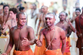 http://nithyananda.org/sites/default/files/photo-gallery/2016-12dec-29th-nithyananda-diary_DSC_6923_bengaluru-aadheenam-nithya-sankirtan.jpg