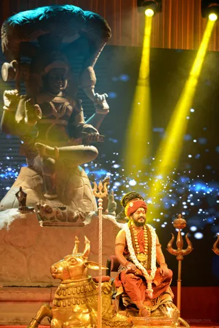The Cosmos Himself, Sadashiva, sits upon Nandi, radiating super- conscious energy to the world!