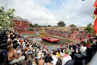 http://nithyananda.org/sites/default/files/photo-gallery/2016-12dec-3rd-nithyananda-diary_DSC_1305_bengaluru-aadheenam-sadashivoham-day3-rudrabhishekam-swamiji.jpg