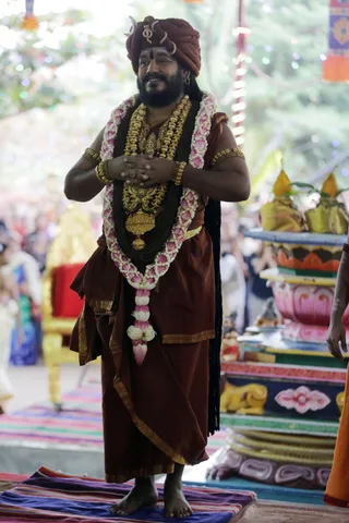 http://nithyananda.org/sites/default/files/photo-gallery/2016-12dec-3rd-nithyananda-diary_G28A0032_bengaluru-aadheenam-sadashivoham-day3-dvajarohanam-temple-swamiji.jpg