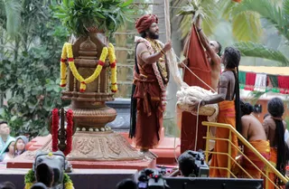 http://nithyananda.org/sites/default/files/photo-gallery/2016-12dec-3rd-nithyananda-diary_G28A0057_bengaluru-aadheenam-sadashivoham-day3-dvajarohanam-temple-swamiji.jpg