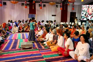 http://nithyananda.org/sites/default/files/photo-gallery/2016-12dec-3rd-nithyananda-diary_IMGL3865_bengaluru-aadheenam-sadashivoham-day3-manifesting-shakis-yoga-session.jpg