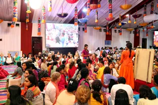 http://nithyananda.org/sites/default/files/photo-gallery/2016-12dec-3rd-nithyananda-diary_IMGL3872_bengaluru-aadheenam-sadashivoham-day3-manifesting-shakis-yoga-session.jpg