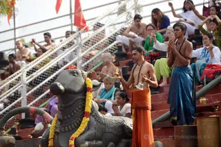 http://nithyananda.org/sites/default/files/photo-gallery/2016-12dec-4th-nithyananda-diary_DSC_1724_bengaluru-aadheenam-rudrabhishekam-swamiji.jpg